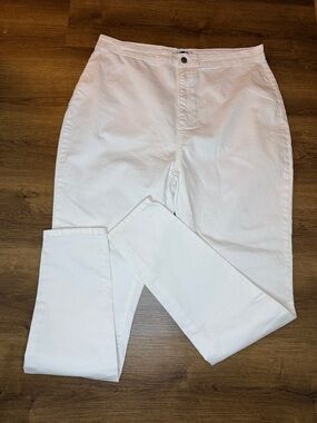 The M.A.P. Most Attractive People Jeans White Flat Front Women’s 2XL